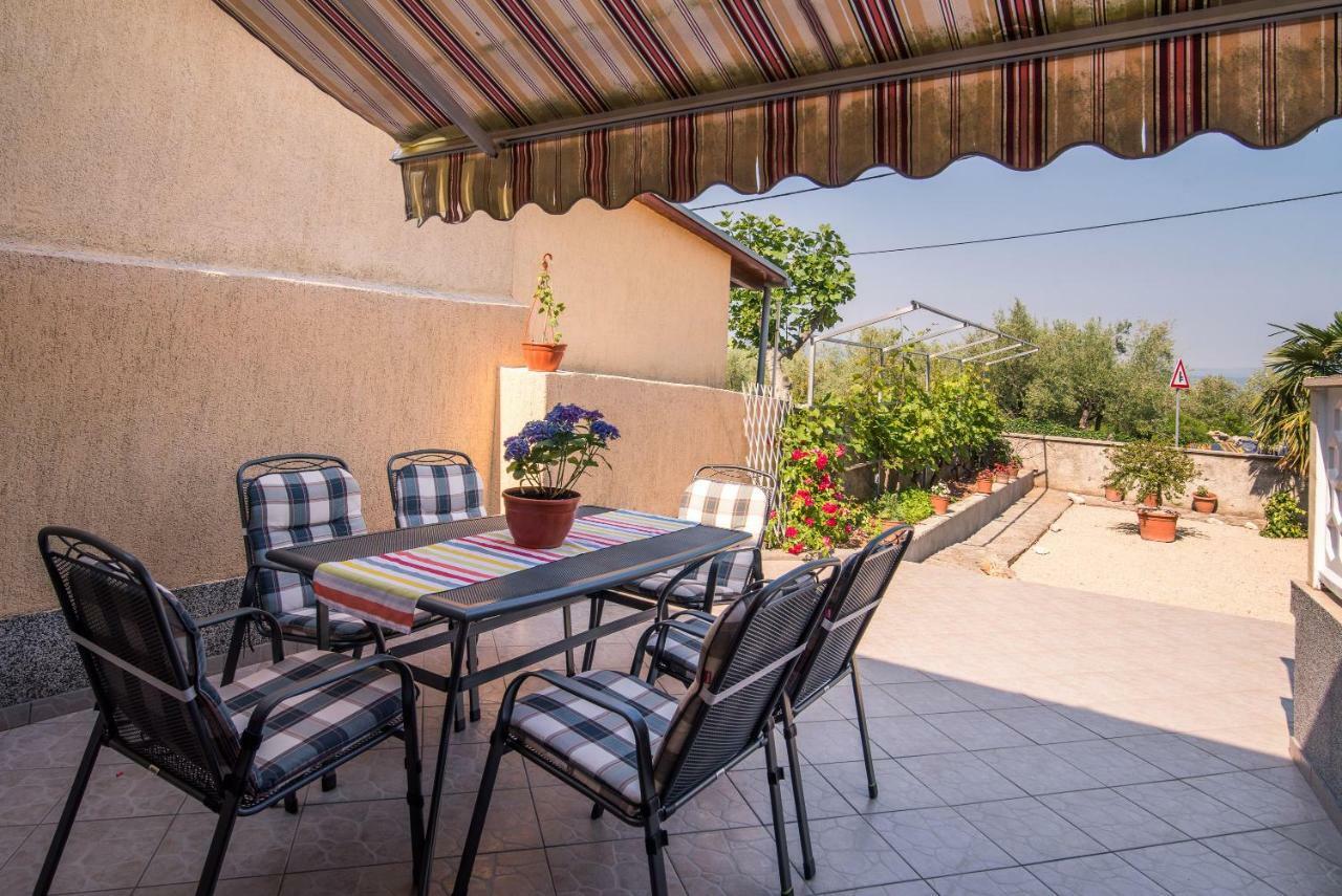 Apartmani Bepina Malinska Bagian luar foto